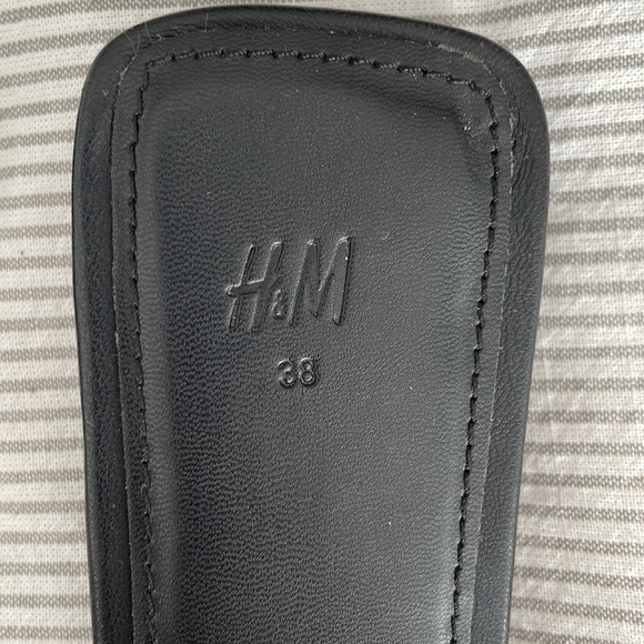 H&M braided slides - Picture 2 of 3